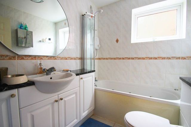  Image of 5 bedroom Detached house for sale in Linnet Grove Willenhall WV12 at Linnet Grove  Willenhall, WV12 5HF