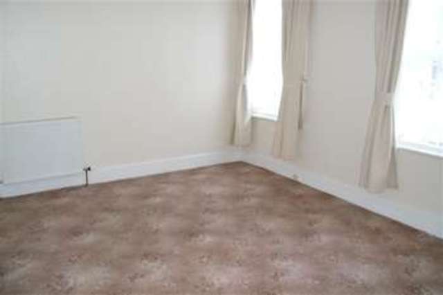  Image of 2 bedroom Detached house to rent in Livingstone Road Scarborough YO12 at Falsgrave, YO12 7LH
