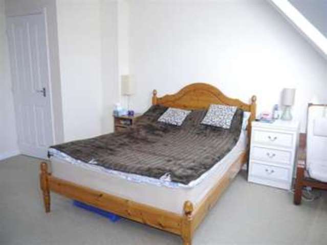 Image of 3 bedroom Detached house to rent in Lockem Road Devizes SN10 at Lochem Road  DEVIZES, SN10 2GE
