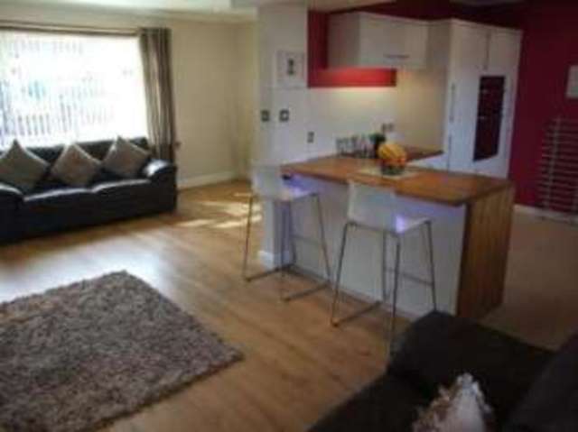  Image of 3 bedroom Terraced house for sale in Lomond Gardens Kirkcaldy KY2 at Kirkcaldy Fife Chapel, KY2 6AE
