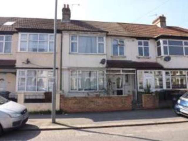  Image of 3 bedroom Terraced house for sale in Fulbourne Road London E17 at London  Walthamstow, E17 4HJ