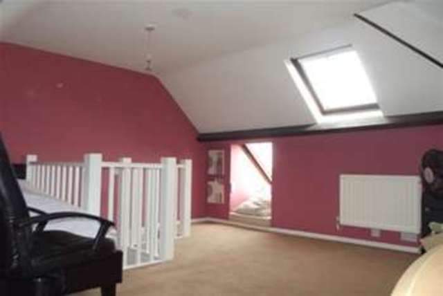  Image of 5 bedroom Detached house to rent in London Road Biggleswade SG18 at Biggleswade, SG18 8EF
