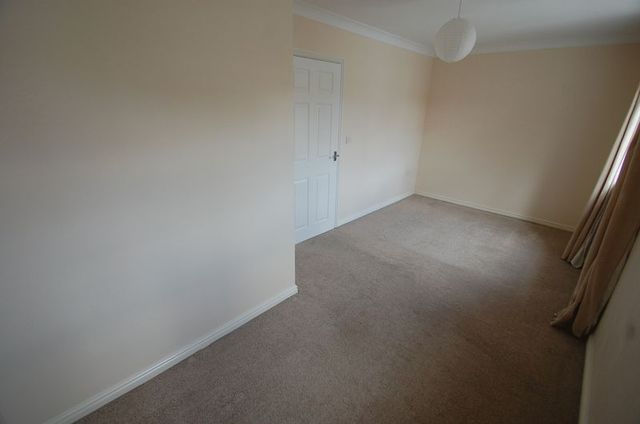  Image of 2 bedroom Flat to rent in Longleat Walk Ingleby Barwick Stockton-on-Tees TS17 at Longleat Walk Ingleby Barwick Stockton-On-Tees, TS17 5BW