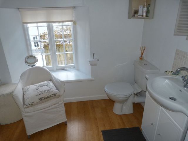  Image of 3 bedroom Cottage for sale in Loveny Road St. Neot Liskeard PL14 at Loveny Road St Neot Liskeard, PL14 6NL