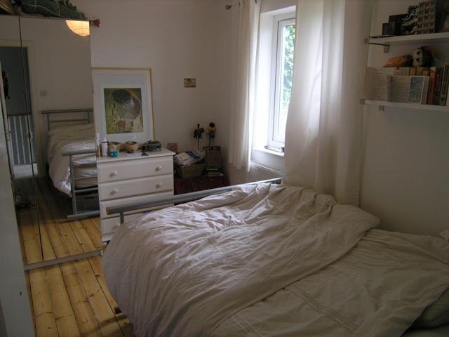  Image of 4 bedroom Terraced house to rent in Lower Downs Road London SW20 at Wimbledon  London, SW20 8QG
