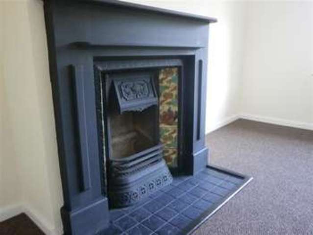  Image of 2 bedroom Bungalow for sale in Lower Furlongs Brading Sandown PO36 at Brading Sandown Brading, PO36 0DX