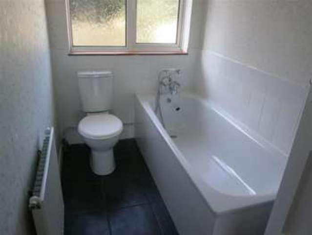  Image of 2 bedroom Bungalow for sale in Lower Furlongs Brading Sandown PO36 at Brading Sandown Brading, PO36 0DX