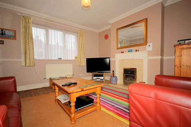  Image of 2 bedroom Detached house to rent in Lower Sales Hemel Hempstead HP1 at Lower Sales  Hemel Hempstead, HP1 2AH