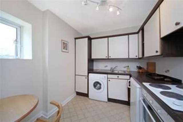  Image of 1 bedroom Flat to rent in Lower Sloane Street London SW1W at London, SW1W 8DD
