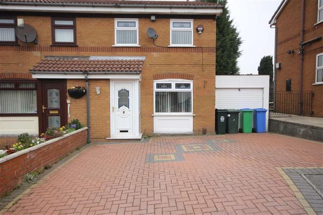  Image of 2 bedroom Property for sale in Lower Wheat End Rochdale OL16 at Lower Wheat End Rochdale Rochdale, OL16 2YL