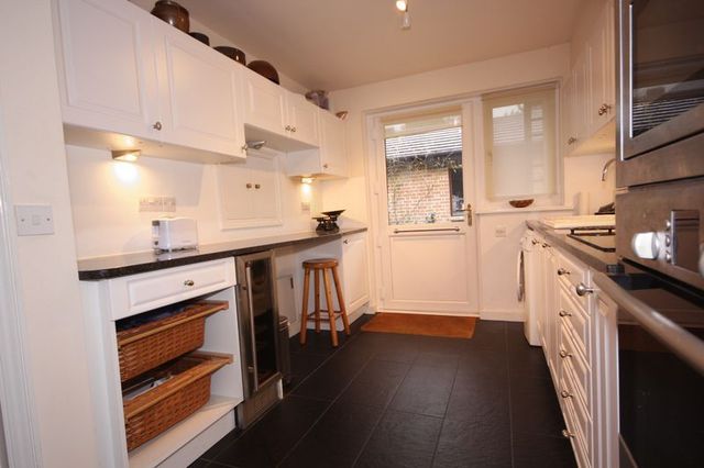  Image of 2 bedroom Cottage for sale in Lyefield Court Emmer Green Reading RG4 at Lyefield Court Emmer Green Reading,, RG4 8AP