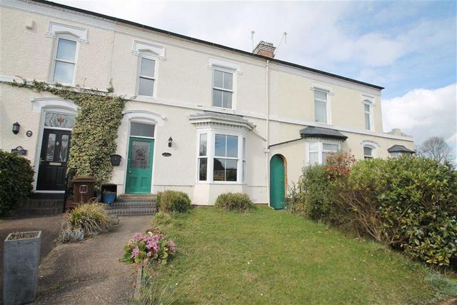 Image of 4 bedroom Property for sale in Lyndon Road Solihull B92 at Lyndon Road SOLIHULL SOLIHULL, B92 7RF