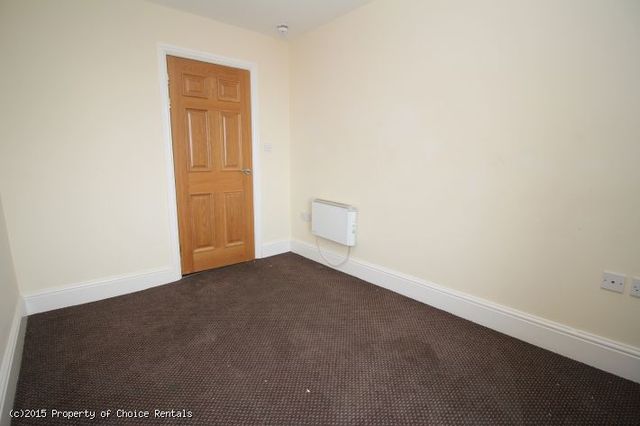  Image of 1 bedroom Flat to rent in Lytham Road Blackpool FY1 at Blackpool FY1 6DX Blackpool, FY1 6DX