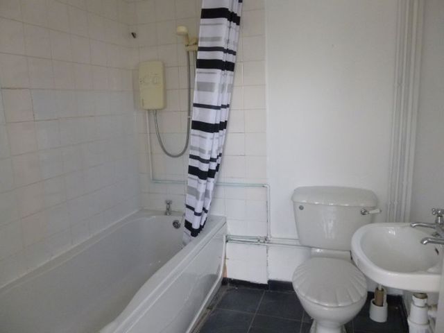  Image of 3 bedroom Terraced house for sale in Maendy Way Pontnewydd Cwmbran NP44 at CWMBRAN Torfaen CWMBRAN, NP44 1LF