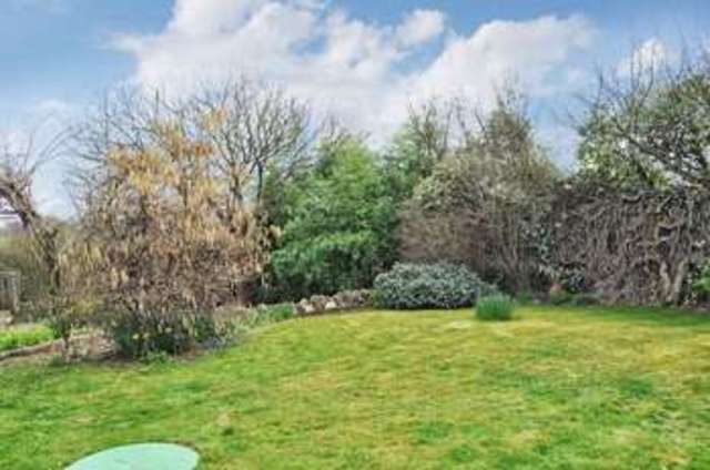  Image of 4 bedroom Cottage for sale in Main Road Fyfield Abingdon OX13 at Main Road Fyfield Abingdon, OX13 5LN