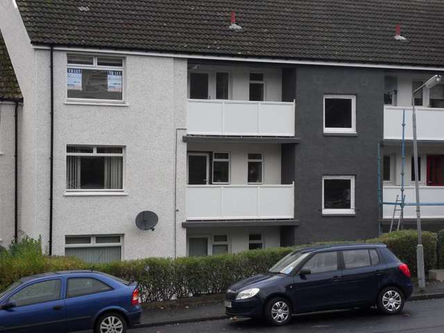  Image of 3 bedroom Flat to rent in Maple Drive Johnstone PA5 at Maple Drive Johnstone Castle Johnstone, PA5 9RP