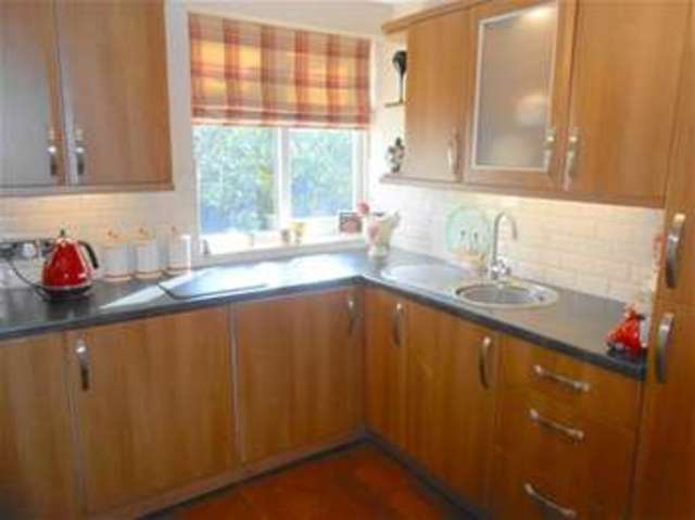  Image of 1 bedroom Flat to rent in Springhill Close Shelfield Walsall WS4 at Shelfield, WS4 1QL