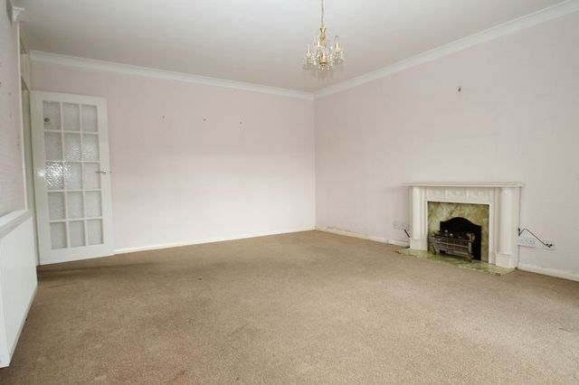  Image of 2 bedroom Flat for sale in Marigolds Lodge Holmes Lane Rustington Littlehampton BN16 at Holmes Lane Rustington Littlehampton, BN16 2PT