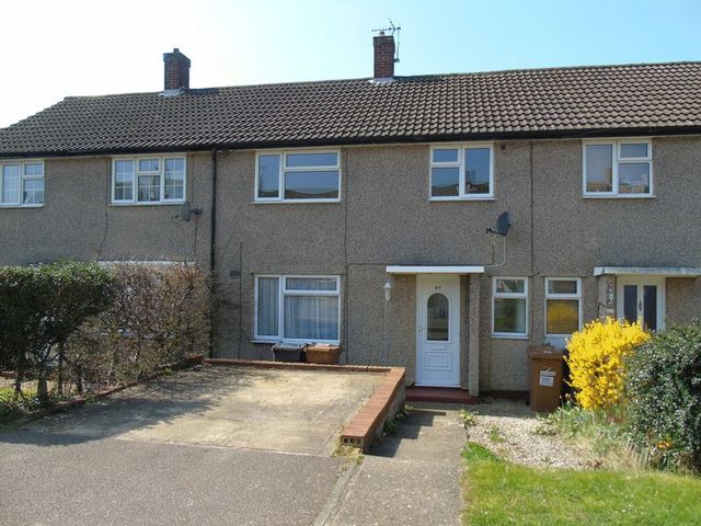  Image of 3 bedroom Terraced house to rent in Marymead Drive Stevenage SG2 at Marymead Drive  Stevenage, SG2 8AA