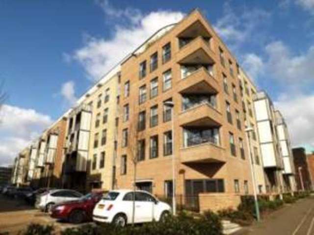  Image of 2 bedroom Flat for sale in Maxwell Road Romford RM7 at Maxwell Road Romford Rush Green, RM7 0FF