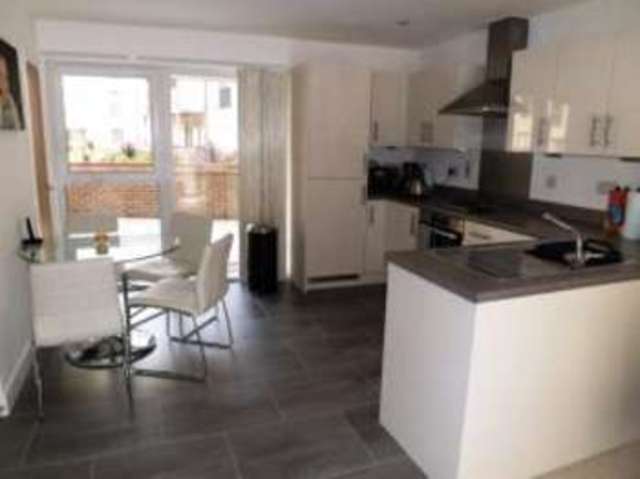  Image of 2 bedroom Flat for sale in Maxwell Road Romford RM7 at Maxwell Road Romford Rush Green, RM7 0FF