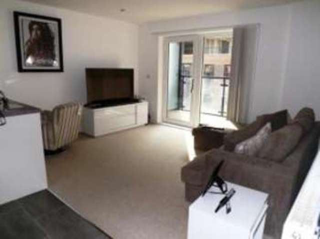  Image of 2 bedroom Flat for sale in Maxwell Road Romford RM7 at Maxwell Road Romford Rush Green, RM7 0FF