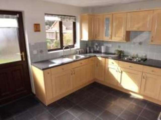  Image of 3 bedroom Bungalow for sale in Meadow Close Grimoldby Louth LN11 at Grimoldby Louth Grimoldby, LN11 8HY