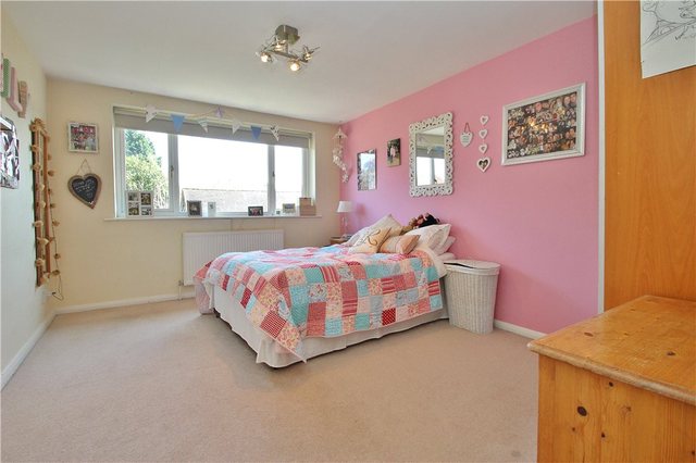  Image of 4 bedroom Detached house for sale in Meadway Drive Horsell Woking GU21 at Horsell Surrey Horsell, GU21 4TA