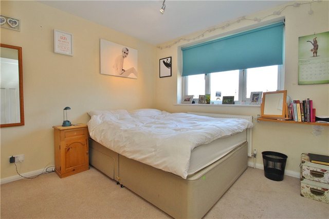 Image of 4 bedroom Detached house for sale in Meadway Drive Horsell Woking GU21 at Horsell Surrey Horsell, GU21 4TA
