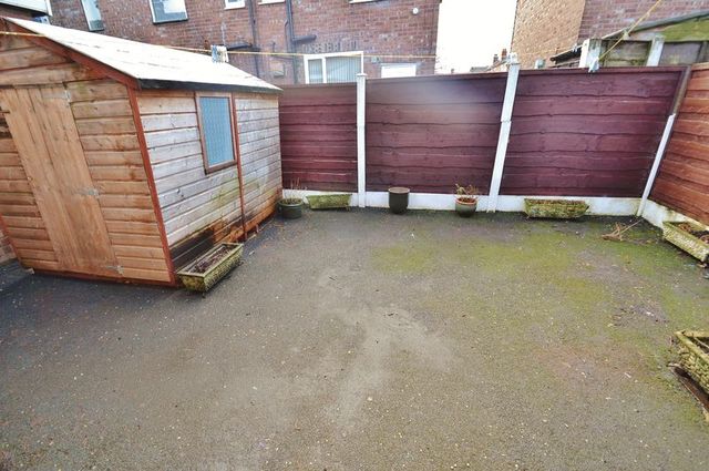  Image of 2 bedroom Terraced house to rent in Mellor Street Eccles Manchester M30 at Mellor Street Eccles Manchester, M30 0PT