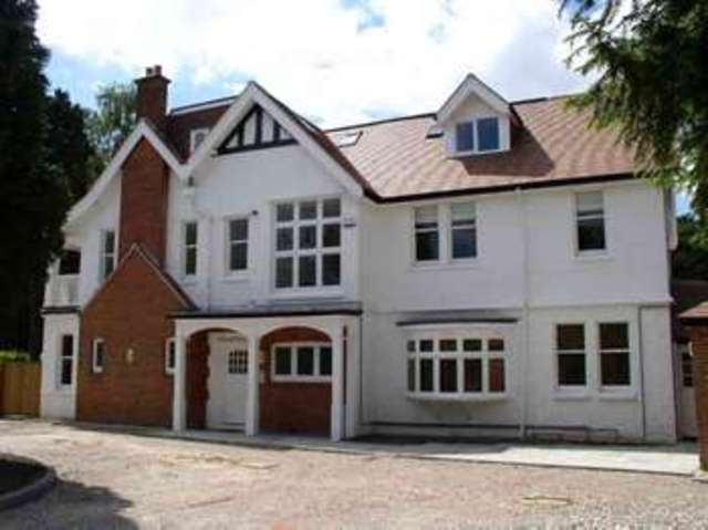  Image of 2 bedroom Maisonette to rent in St. Anthonys Road Bournemouth BH2 at 6 St Anthonys Road  Bournemouth, BH2 6PD