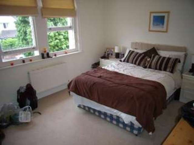  Image of 2 bedroom Maisonette to rent in St. Anthonys Road Bournemouth BH2 at 6 St Anthonys Road  Bournemouth, BH2 6PD