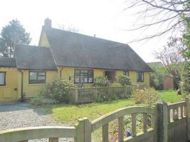  Image of 2 bedroom Detached house for sale in Middle Brooks Street BA16 at Street, BA16 0TT