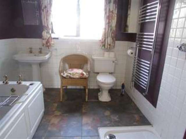  Image of 2 bedroom Detached house for sale in Middle Brooks Street BA16 at Street, BA16 0TT