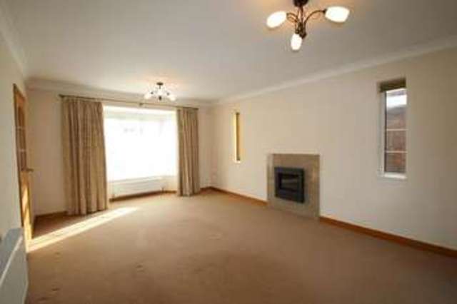  Image of 3 bedroom Detached house to rent in Mill Street Houghton Huntingdon PE28 at Mill Street  Houghton, PE28 2AZ