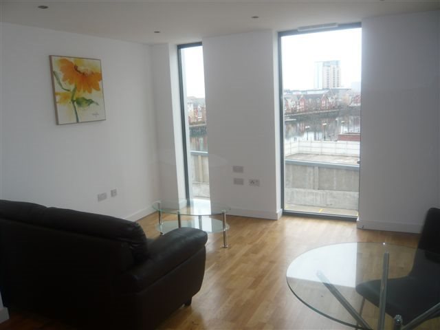  Image of 1 bedroom Detached house to rent in The Quays Salford M50 at 250 The Quays Salford Salford, M50 3SA