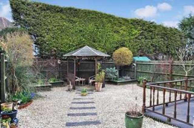  Image of 4 bedroom Detached house for sale in Mons Way Abingdon OX14 at Mons Way  Abingdon, OX14 1NJ