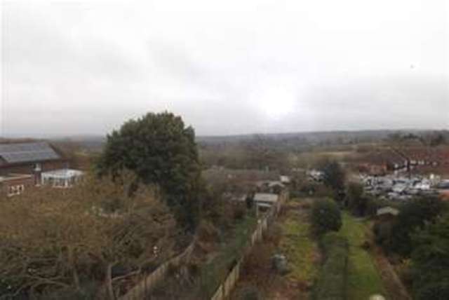  Image of 1 bedroom Flat to rent in Mount Street Battle TN33 at Battle, TN33 0EG
