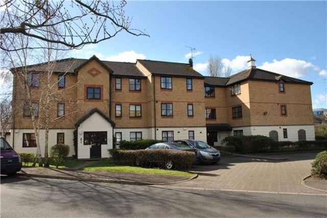  Image of 2 bedroom Flat for sale in Mullards Close Mitcham CR4 at Surrey, CR4 4FD