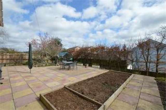  Image of 4 bedroom Detached house for sale in Herridge Orchard New Exeter Street Chudleigh Newton Abbot TQ13 at New Exeter Street Chudleigh Chudleigh, TQ13 0EB
