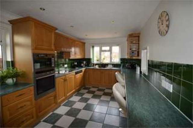  Image of 4 bedroom Detached house for sale in Herridge Orchard New Exeter Street Chudleigh Newton Abbot TQ13 at New Exeter Street Chudleigh Chudleigh, TQ13 0EB