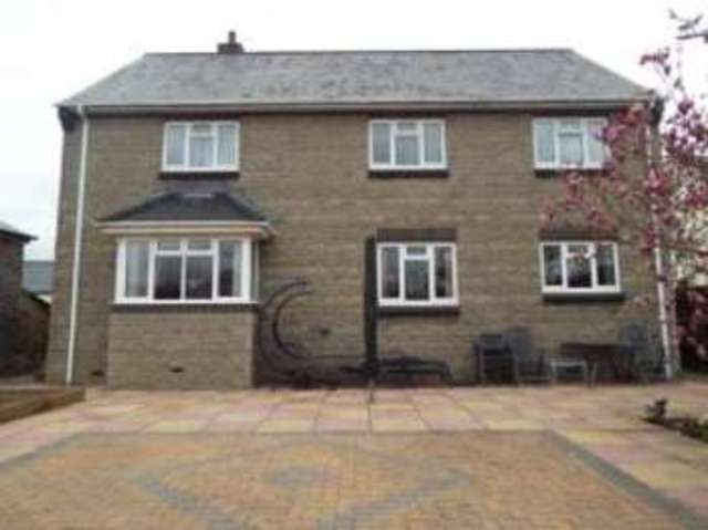  Image of 4 bedroom Detached house for sale in Herridge Orchard New Exeter Street Chudleigh Newton Abbot TQ13 at New Exeter Street Chudleigh Chudleigh, TQ13 0EB