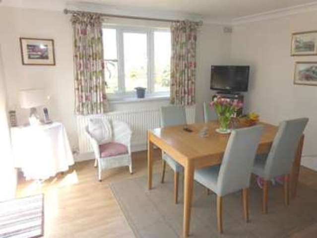  Image of 4 bedroom Detached house for sale in New Road Porthcawl CF36 at Porthcawl  Porthcawl, CF36 5BN