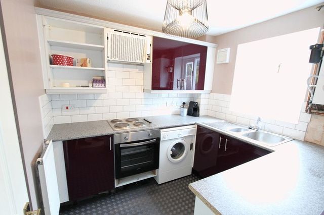  Image of 2 bedroom Flat to rent in Newry Park East Chester CH2 at Newry Park East  Chester, CH2 2AS