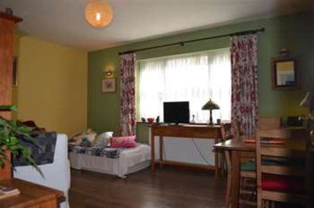  Image of 1 bedroom Flat for sale in Newton Road Chigwell IG7 at Chigwell Essex Chigwell, IG7 4AH