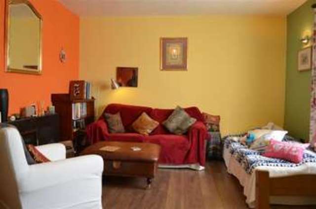  Image of 1 bedroom Flat for sale in Newton Road Chigwell IG7 at Chigwell Essex Chigwell, IG7 4AH