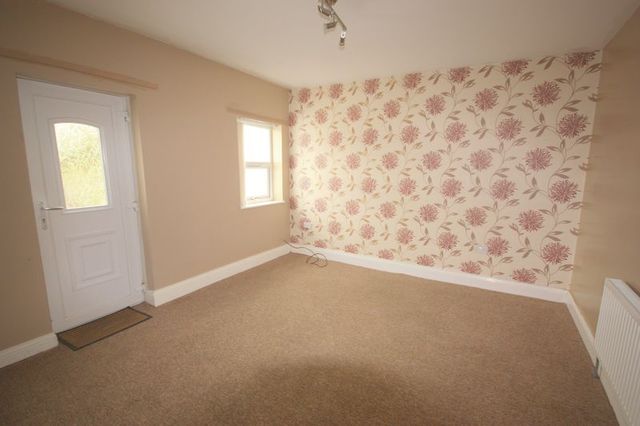  Image of 2 bedroom Flat to rent in North Road Darlington DL1 at North Road  Darlington, DL1 2EQ