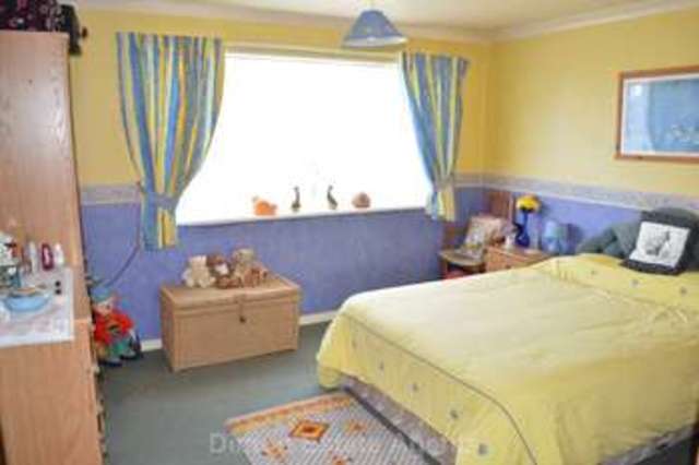  Image of 3 bedroom End of Terrace for sale in Northway Gosport PO13 at Northway Bridgemary Gosport, PO13 0XF