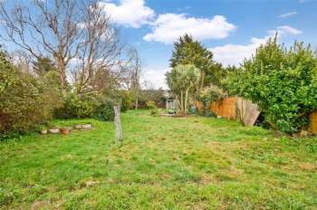  Image of 3 bedroom Detached house for sale in Nyetimber Lane Bognor Regis PO21 at Bognor Regis West Sussex Bognor Regis, PO21 3HP