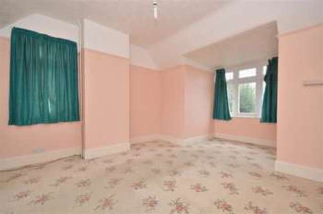  Image of 3 bedroom Detached house for sale in Nyetimber Lane Bognor Regis PO21 at Bognor Regis West Sussex Bognor Regis, PO21 3HP